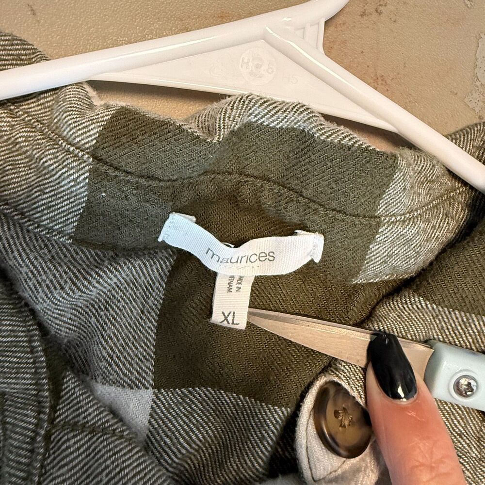Maurices Women's XL Olive Green Gray White Buffalo Plaid Button Down Shirt - Picture 5 of 5